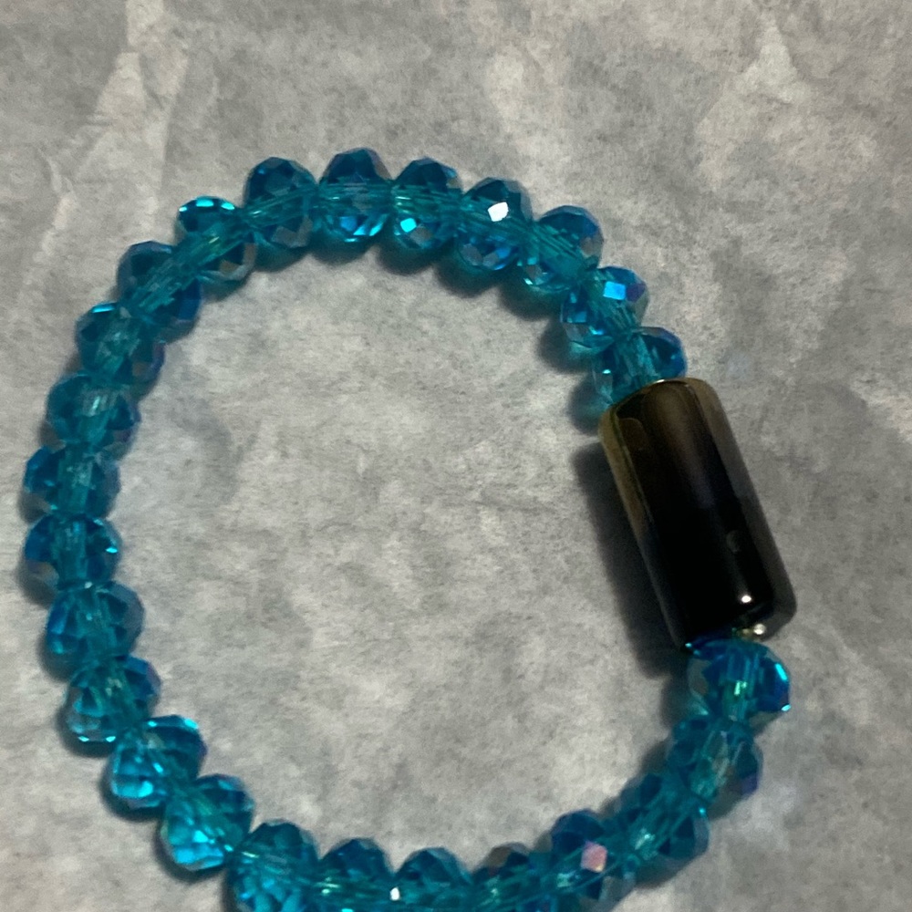 Handmade bracelet - Picture 2 of 2